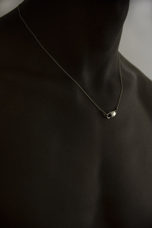 THE SILVER CHAIN NECKLACE