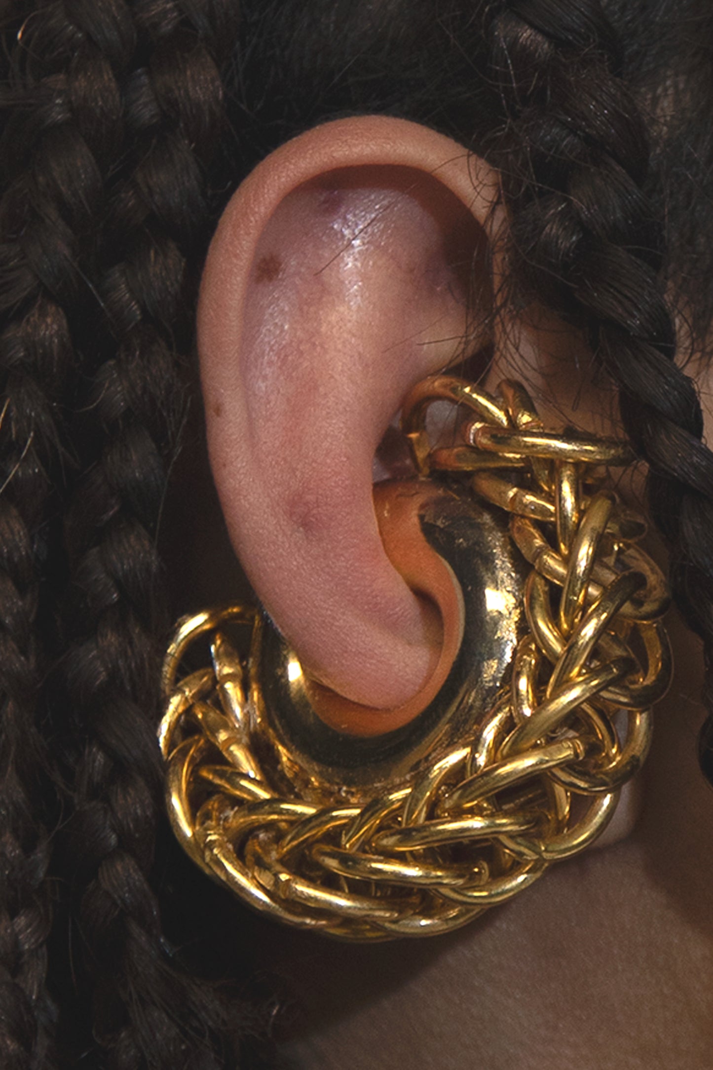 CHAIN EAR CUFF