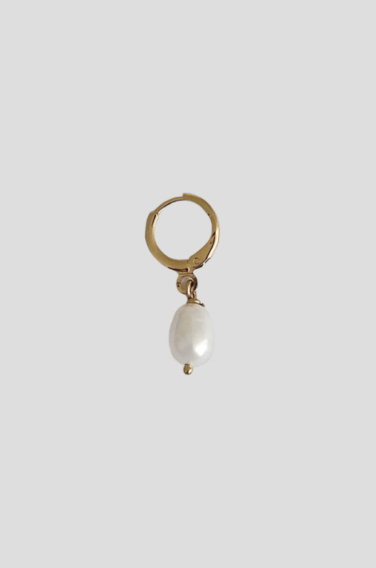 LUXURY JEWELLERY BRAND BASED IN MEXICO CITY, CONTEMPORARY FASHION STREET STYLE SLOWFASHION BRAND MINIMAL AESTHETIC 